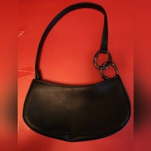 Elegant Black Shoulder Bag